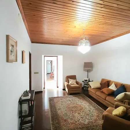 Apartment Casa Floreiras - Center *